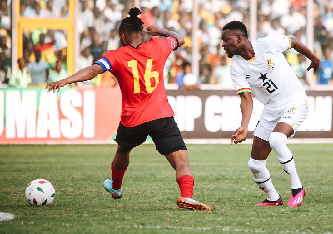 Salis Abdul Samed playing against Angola in AFCON qualifier