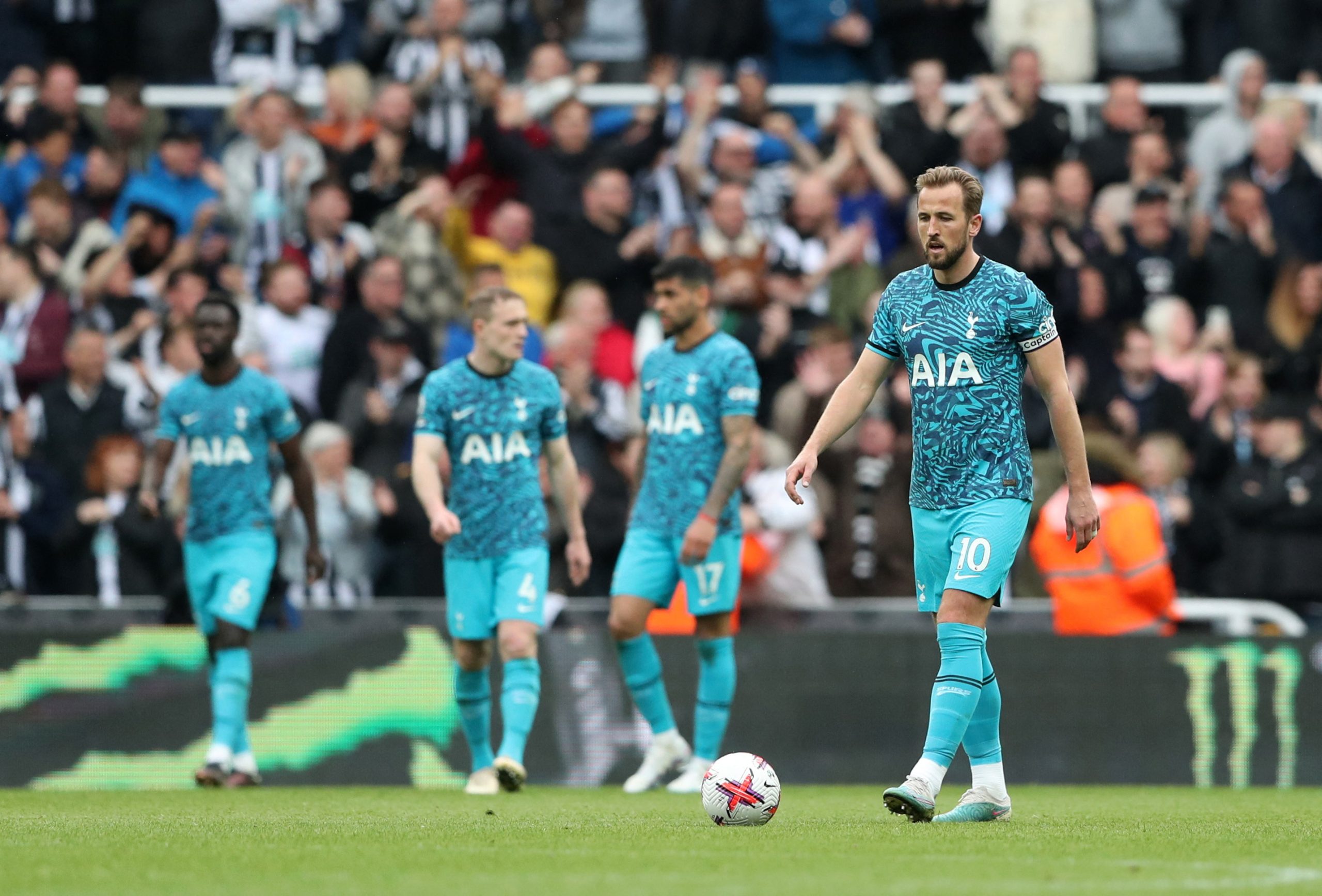 Tottenham Hotspur players after their 1-6 defeat to Newcastle United in the Premier League