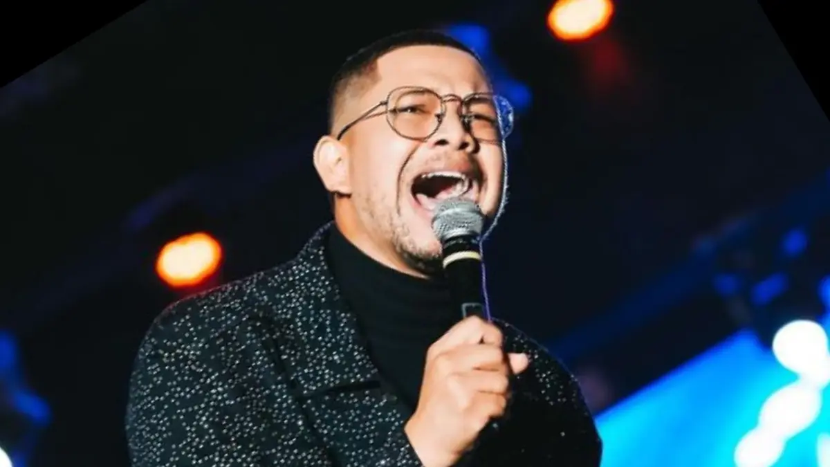 Pedro Henrique, a Brazilian gospel singer died while performing on stage